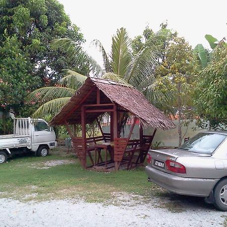 Peach Blossom Village Kuah Kültér fotó